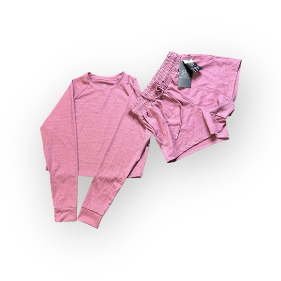 NWT Move Theology Pink Textured Pajama Set Women’s Size S Long Sleeve & Shorts - Picture 4 of 5